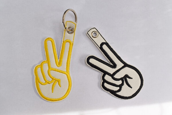 Peace Sign Snap Tab, 70's vibe, Key Chain 4x4