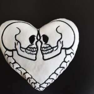 Love of skeleton 2 Skull heart Stuffie