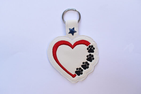 Paw with heart Key Chain 4x4