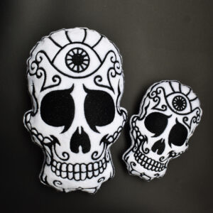 Skull Stuffie Halloween ITH 3