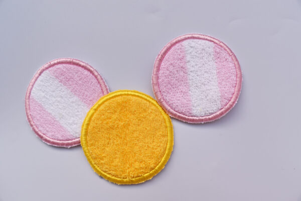 Washpad make-up removal pad round shape embroidery design 4x4 ,10cm x10 cm