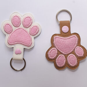 Paw Key Chain 4x4