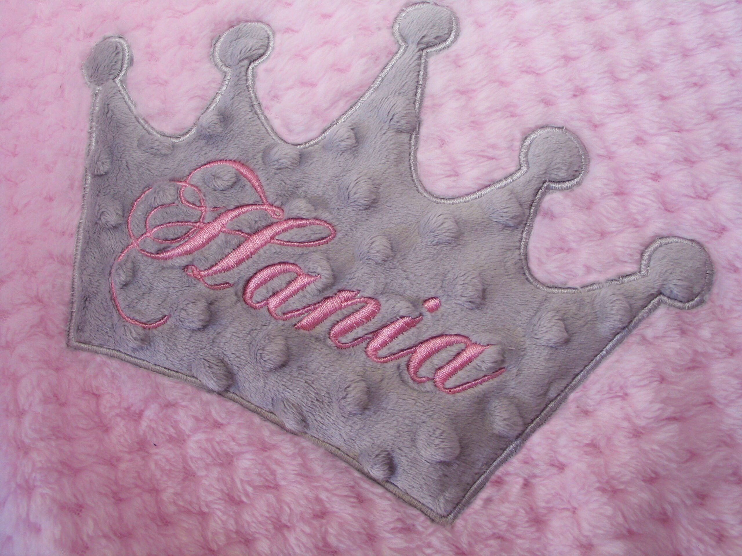 crown applique